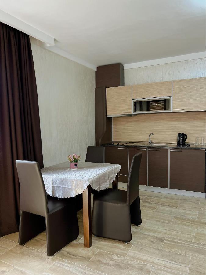 Family Hotel Paradise Saints Constantine and Helena Exterior foto
